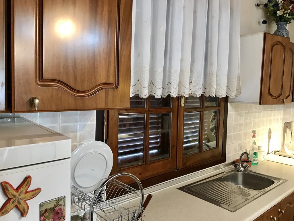 Loutra Elevtheron Holiday Home Sea Front מראה חיצוני תמונה